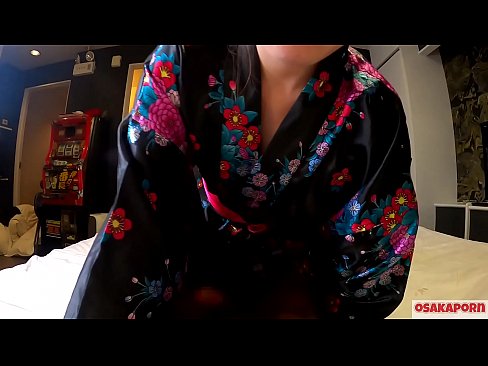 ❤️ Ung cosplay tjej älskar sex till orgasm med en spruta i en hästskötare och en avsugning. Asiatisk tjej med hårig fitta och vackra bröst i traditionell japansk dräkt i amatörvideo som visar onani med knullleksaker. Sakura 3 OSAKAPORN. ️❌ Porno at us sv.watchhentai.ru ﹏